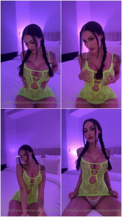 Annelese Milton onlyfans model with hot boobs and posing without her bra. Dirty psusy and tight asshole on full leaked video!