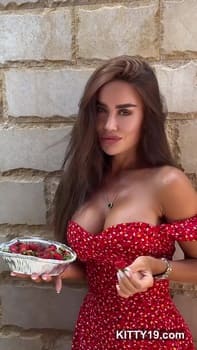 Anyuta Pujalina model