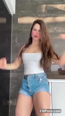 Ster Lopes tits